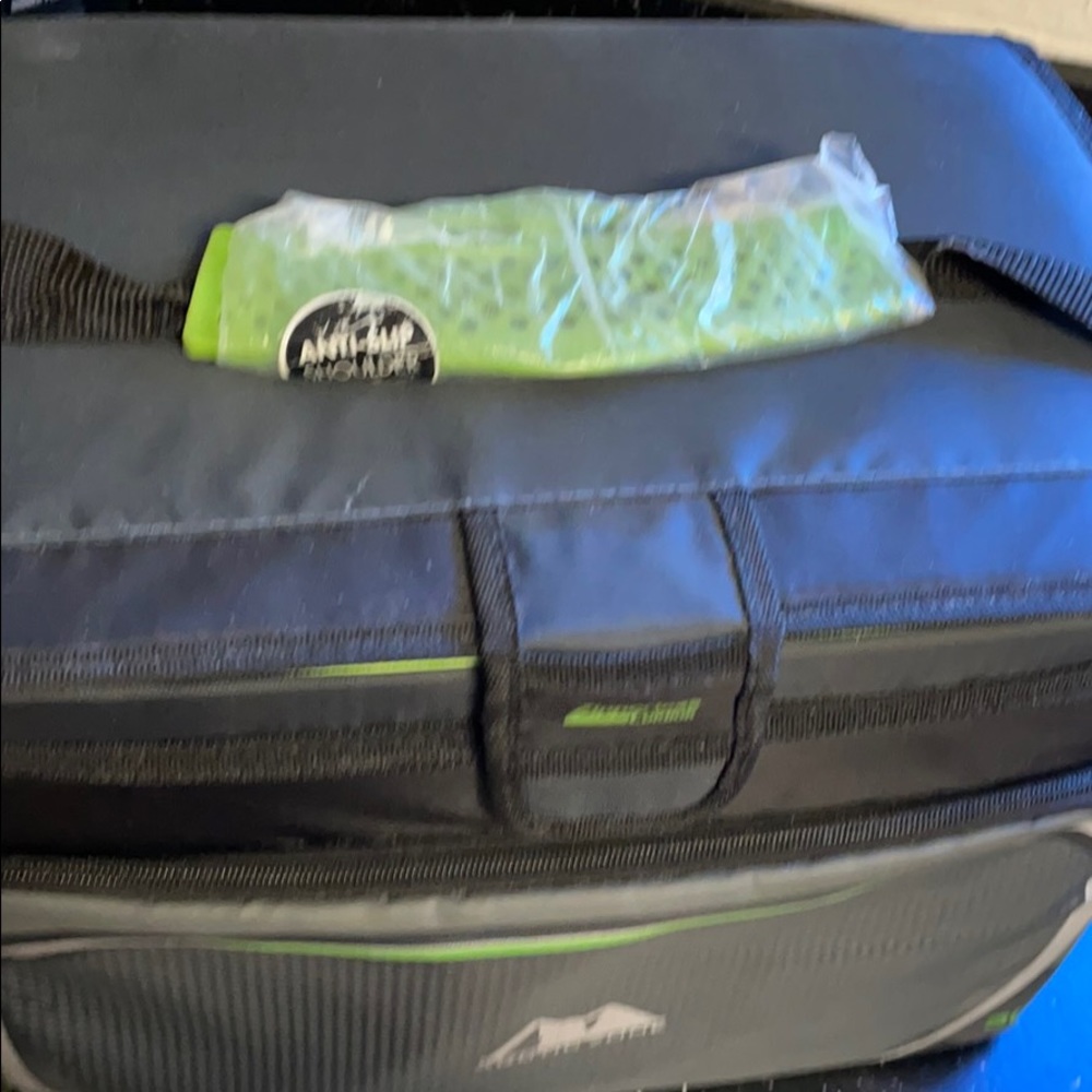Arctic zone cooler - Picture 2 of 6
